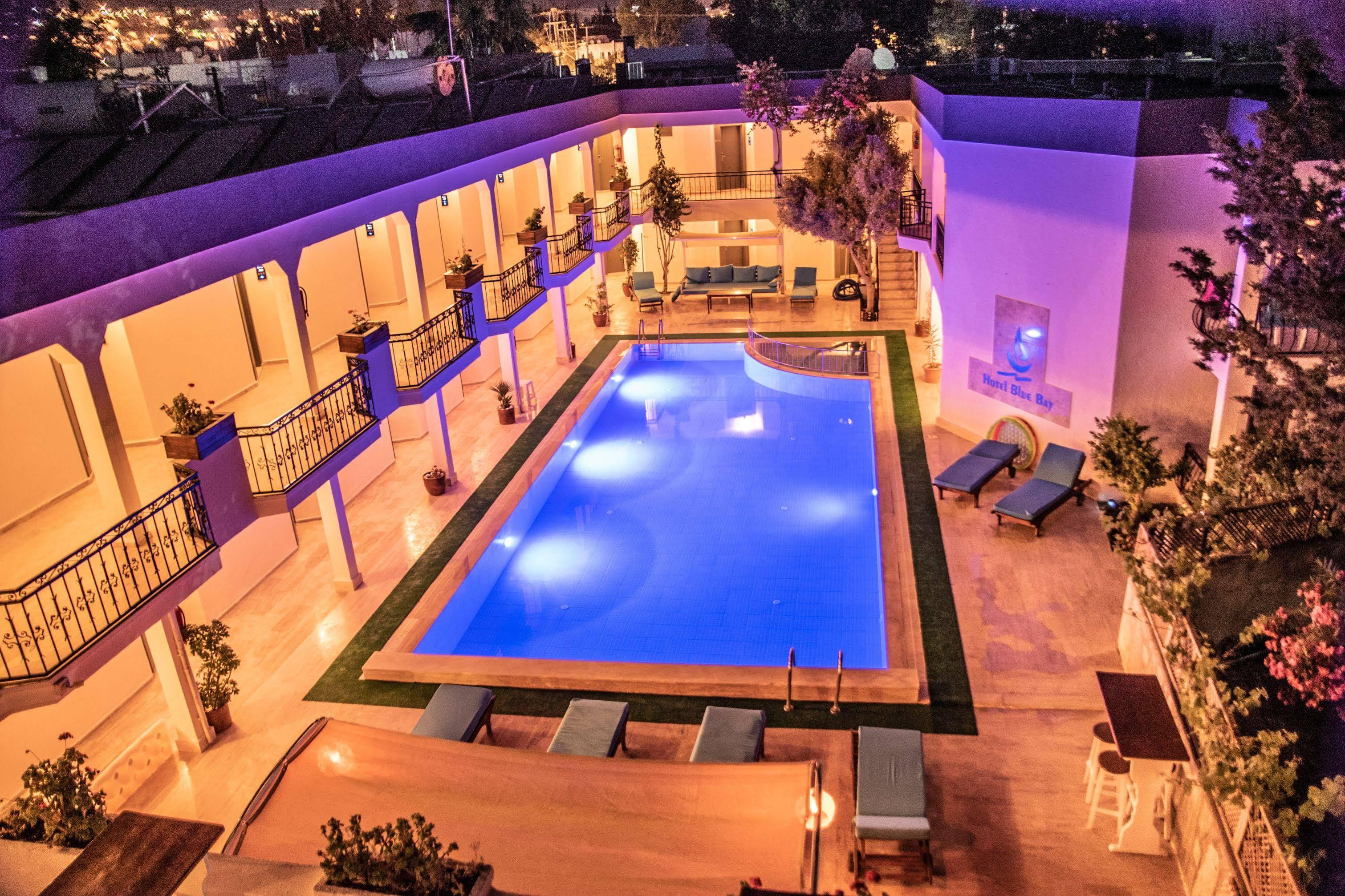 Blue Bay Beach Hotel (Adults Only) Битез Экстерьер фото
