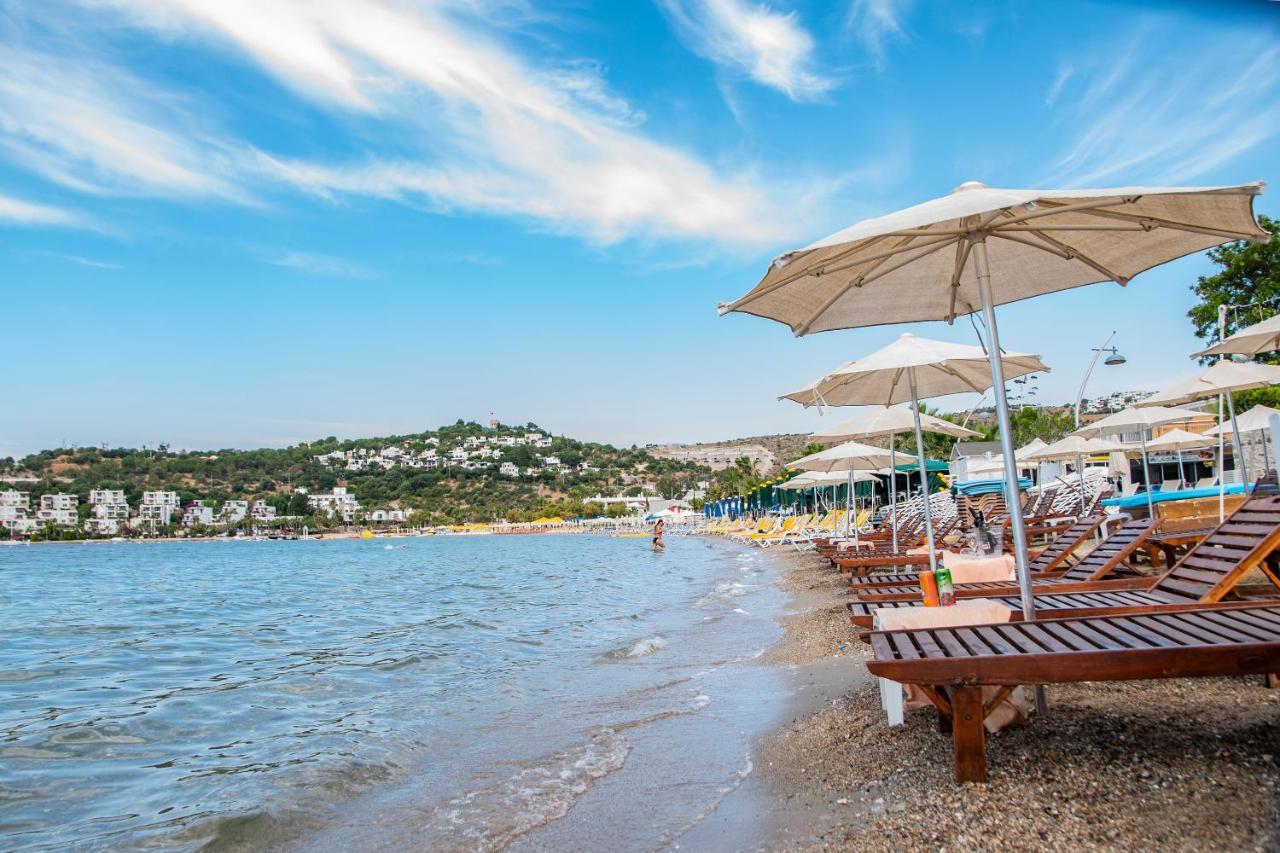 Blue Bay Beach Hotel (Adults Only) Битез Экстерьер фото